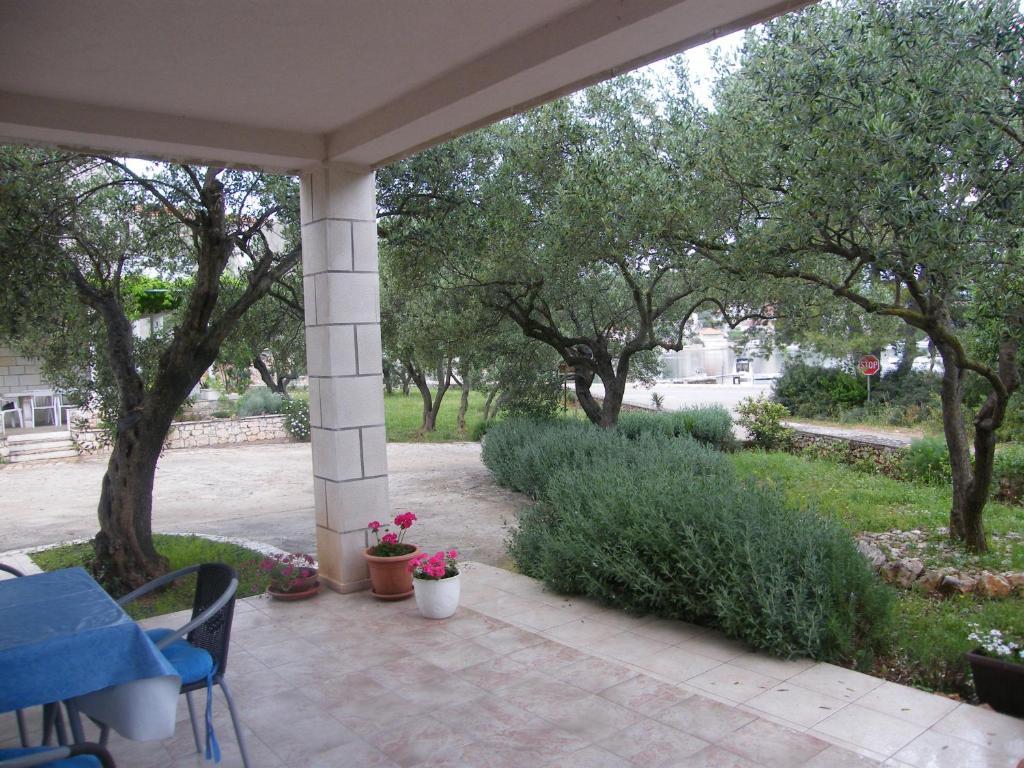 Apartments Maslina Lumbarda Exterior foto