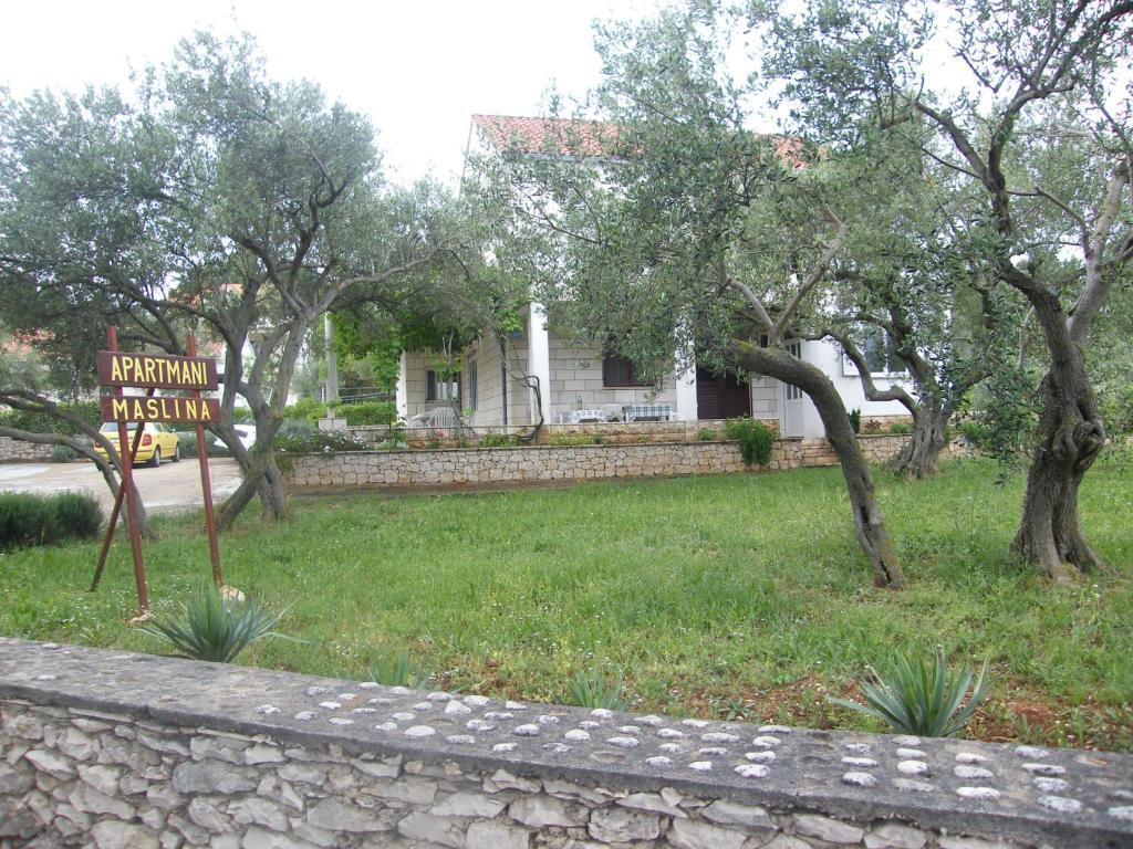 Apartments Maslina Lumbarda Exterior foto